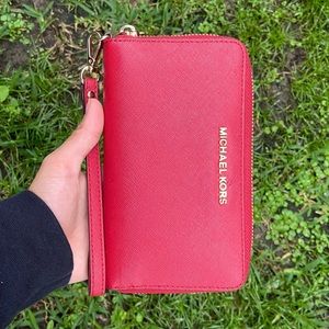 Michael Kors Wristlet/Wallet
